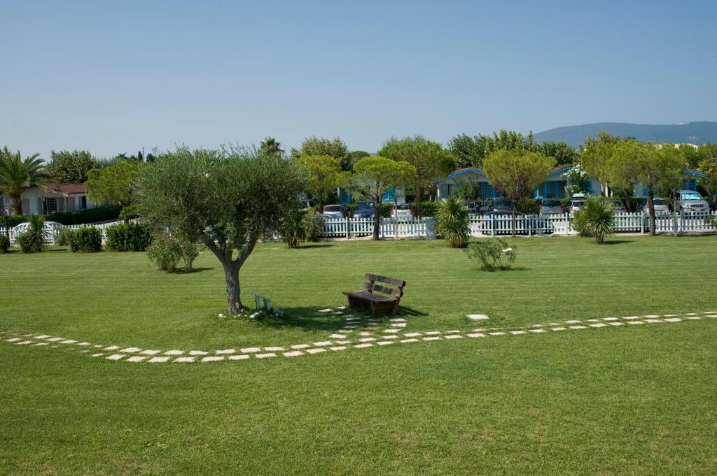 Villaggio Centro Vacanze De Angelis Numana Exterior photo